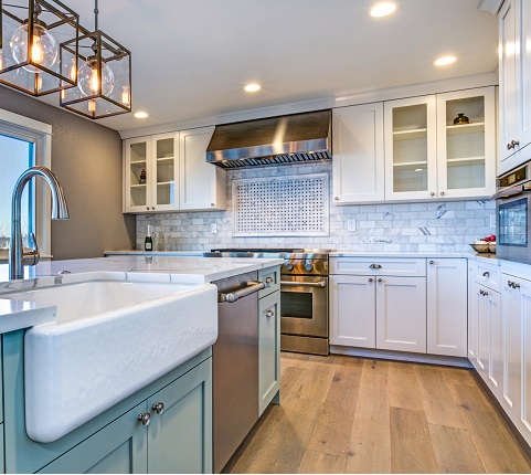 oversized kitchen sink in island
